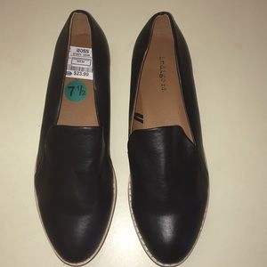 NWOT Indigo Rd. Black Faux Leather Loafers